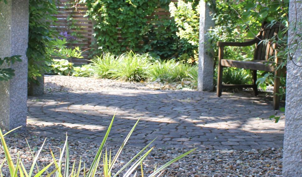 Slider im Kopf der Homepage der Offenen Tür Erlangen - Garten