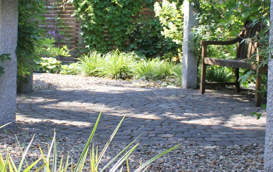 Slider im Kopf der Homepage der Offenen Tür Erlangen - Garten